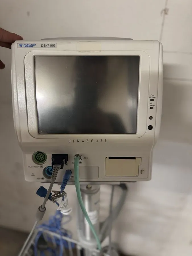 Монитор пациента FUKUDA DENSHI DYNASCOPE DS-7100 PATIENT MONITOR