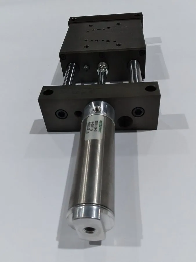 Пневмопривод Numatics 1500D01-03A-03 Pneumatic Slide Actuator, Bore 1-1/2" Strok — фото лота 2