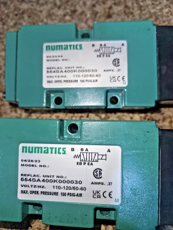 Электромагнитный клапан 2 Numatics 554SA400K000030 Pneumatic Solenoid Valve 110-