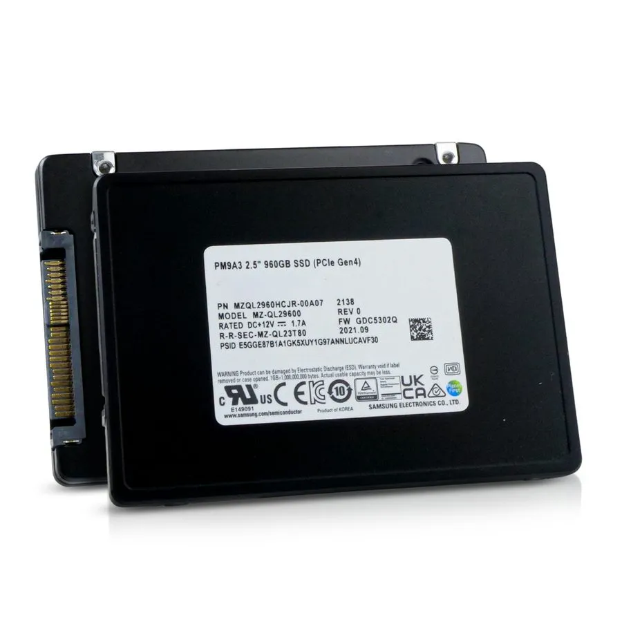 SSD-накопитель Dell 6HYWM 960GB U.2 NVMe Gen 4 RI 2.5" SSD MZQL2960HCJR 98% heal
