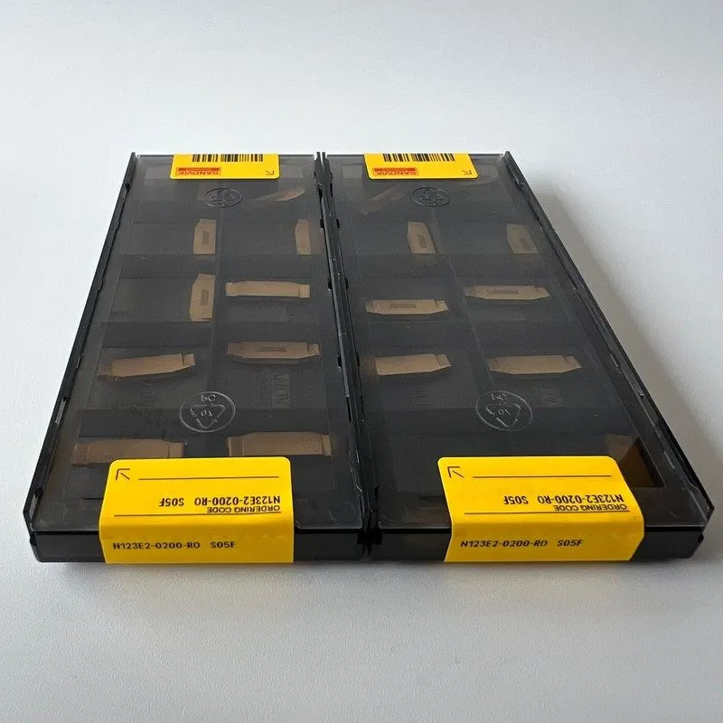 Режущий инструмент Sandvik Coromant N123E2-0200-RO H13A Carbide Grooving Insert