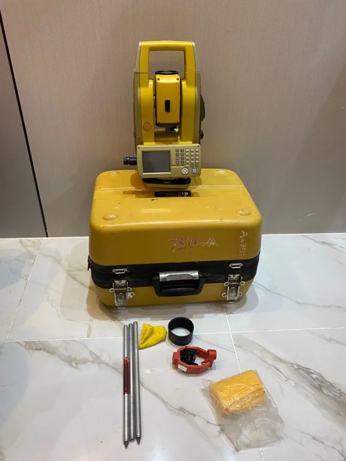 Тахеометр TOPCON GTS-750 Series Electronic TOTAL STATION