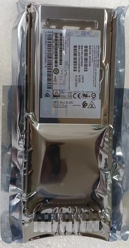 SSD-накопитель IBM 3.84TB SAS 02YC039 02PX542 2072-AL81 12Gb RI Storwize V5030E
