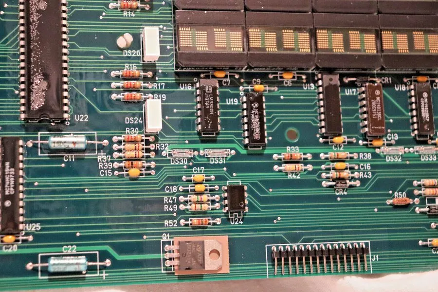 Генератор 300-4286 Cummins Onan Display PCB A35 Paralleling Generator Set PCC310