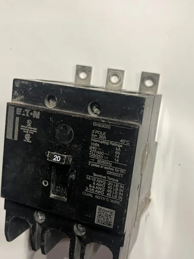 Автоматический выключатель CUTLER HAMMER GHB GHB3020 3 POLE 20 AMP 480V CIRCUIT