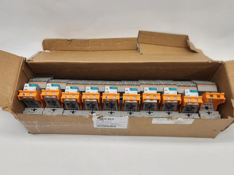 Реле 10 Phoenix Contact 2903308 Relay Module Push In 6A 24Vdc RIF-2-RPT-LDP-24DC