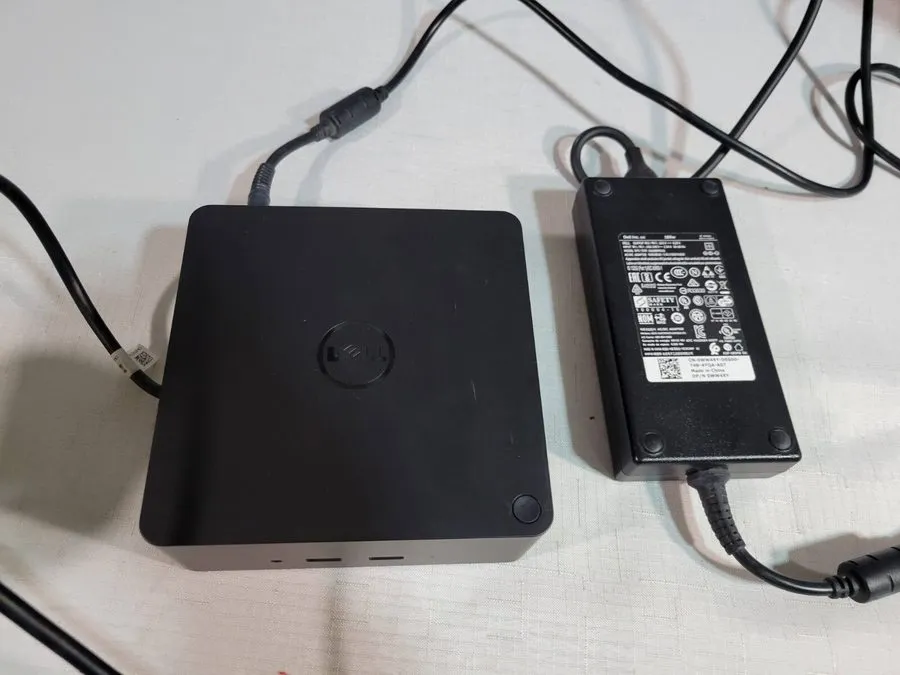 Док-станция Dell Thunderbolt Dock USB Type-C 0J5C6 TB16 K16A w/ 130W Ac Adapter