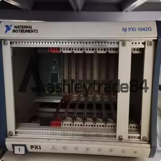 Шасси National Instruments NI PXI-1042Q Quiet 8-Slot 3U PXI Chassis