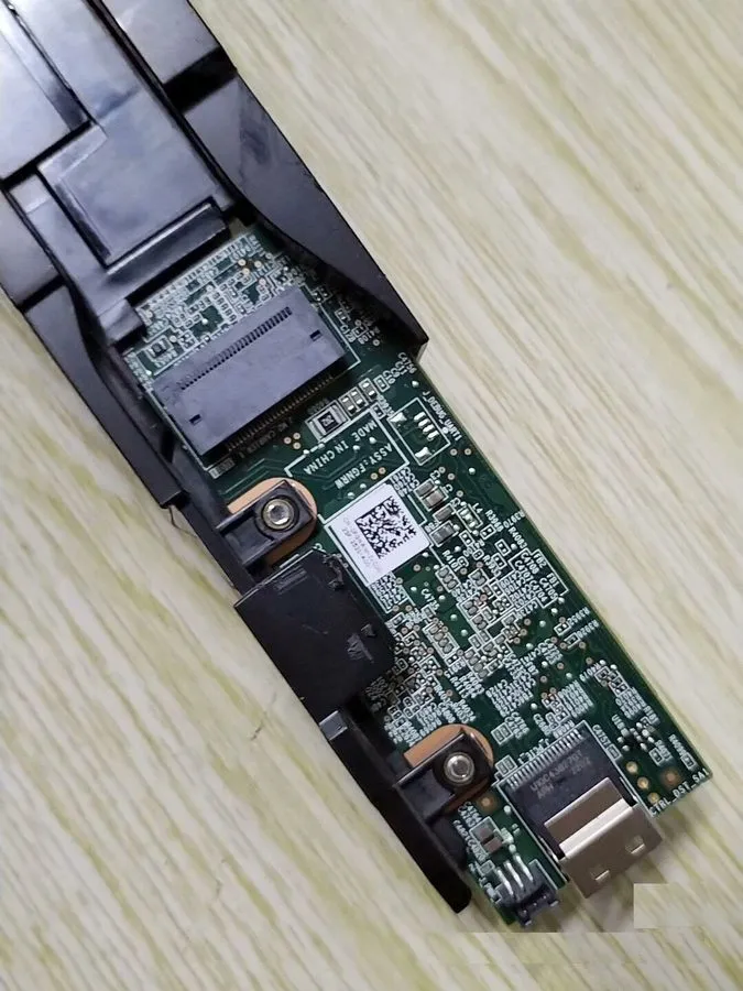SSD-накопитель DELL POWEREDGE R750 SERVER DUAL 240GB M.2 SSD BOSS ADAPTER FRY80