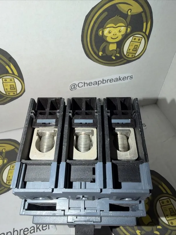 Автоматический выключатель 3VA4170-6ED34-0AA0 SIEMENS 3 POLE 70A 480V 65kA CIRCU — фото лота 4