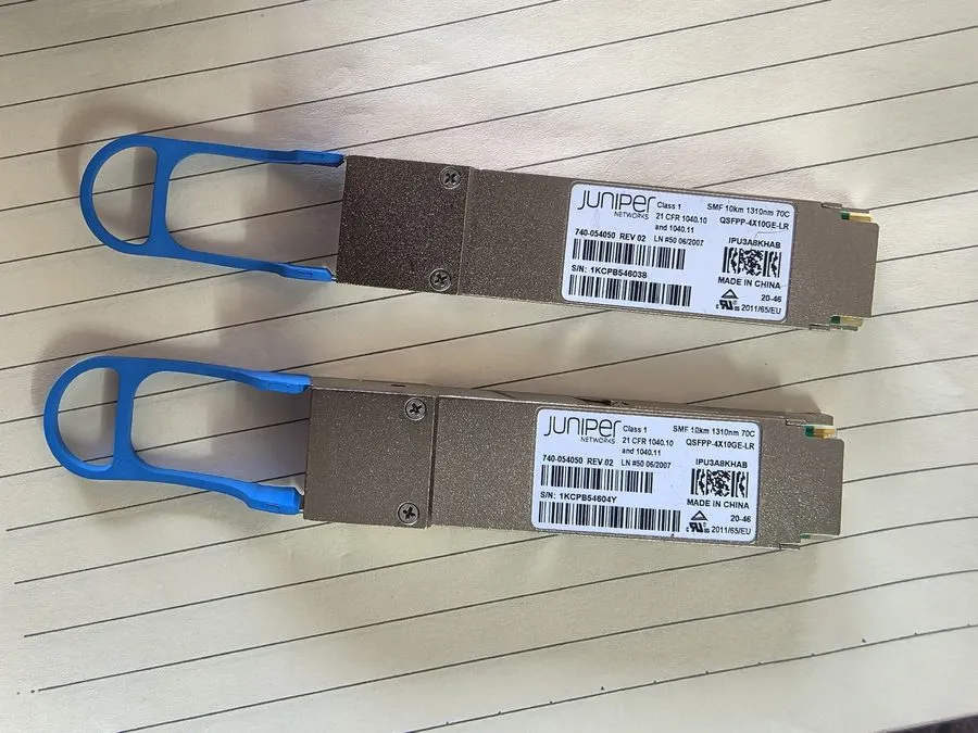 Коммутатор 1 Juniper QSFPP-4X10GE-LR 740-054050 4X10GBASE-LR SMF10km 1310nm Tran