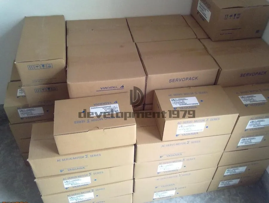 Электродвигатель Yaskawa SGDV-3R8A11A002000 Servo Driver