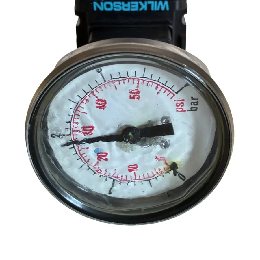 Трубопроводная арматура Wilkerson R07-C2-N00 Pneumatic Air Pressure Regulator w/ — фото лота 2