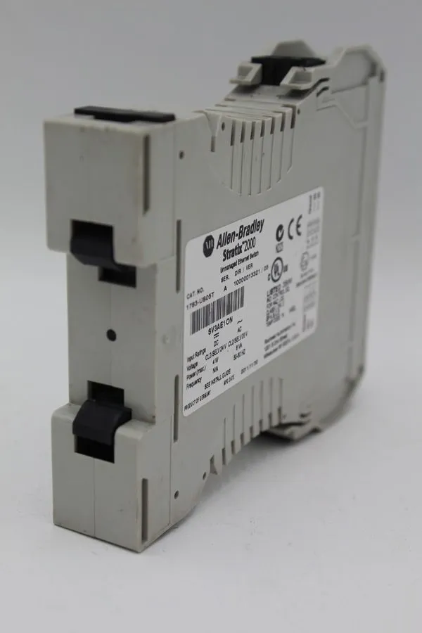 Коммутатор Allen Bradley 1783-US05T Stratix 2000 Ethernet Switch AB