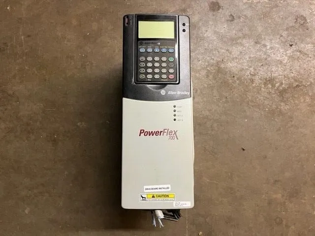 Частотный преобразователь Allen-Bradley 20BD8P0A0AYNANC0 PowerFlex 700 AC Drive  — фото лота 1