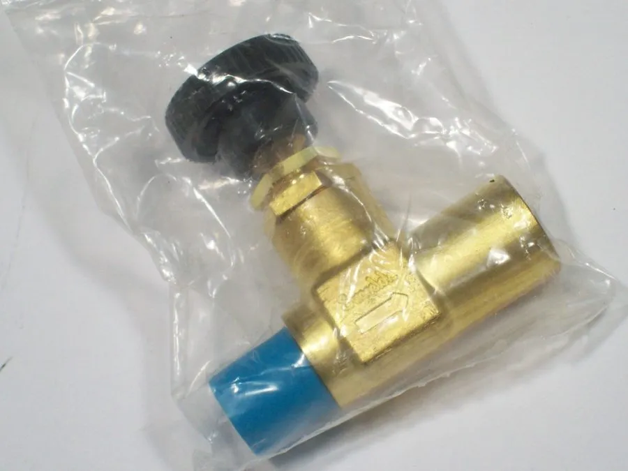Клапан SWAGELOK B-4JN5 BRASS SCREWED-BONNET NEEDLE VALVE FNSP
