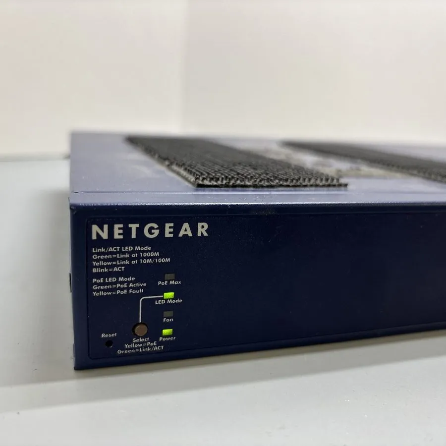 Коммутатор NETGEAR Prosafe GS724TP v2 24 Port Gigabit Managed Switch with PoE