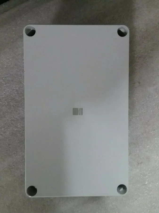 Сервер 9514000 Rittal Polycarbonate Enclosure Solid Screw Cover 7.1 x 4.3 x 3.5"
