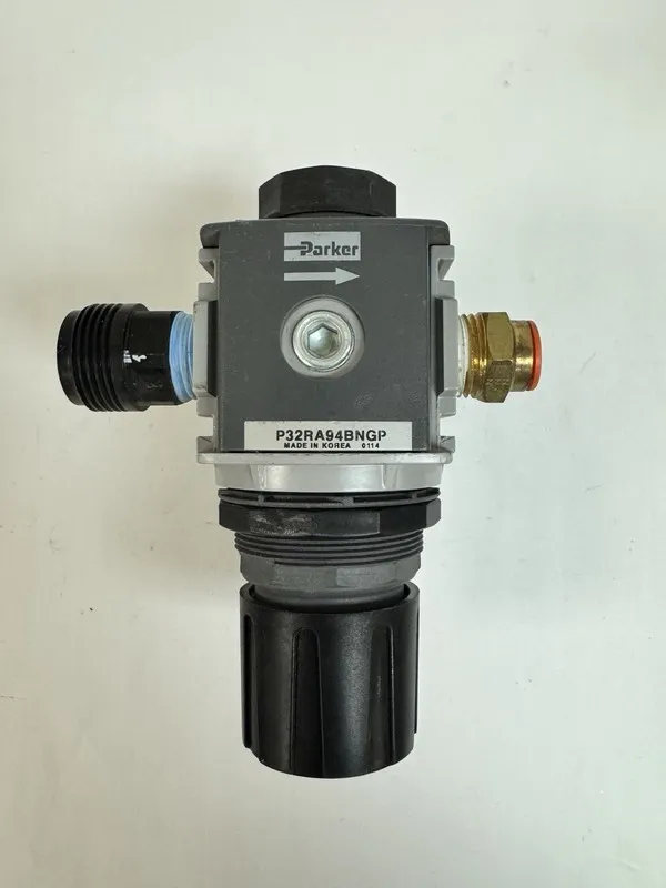 Трубопроводная арматура Parker Pressure Regulator P32RA94BNGP With Pressure Gaug — фото лота 2