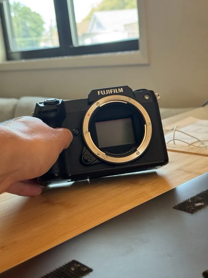 Фотокамера FUJIFILM GFX 50S II 51.4MP Mirrorless Digital Camera Body -EXC- 6692 — фото лота 1