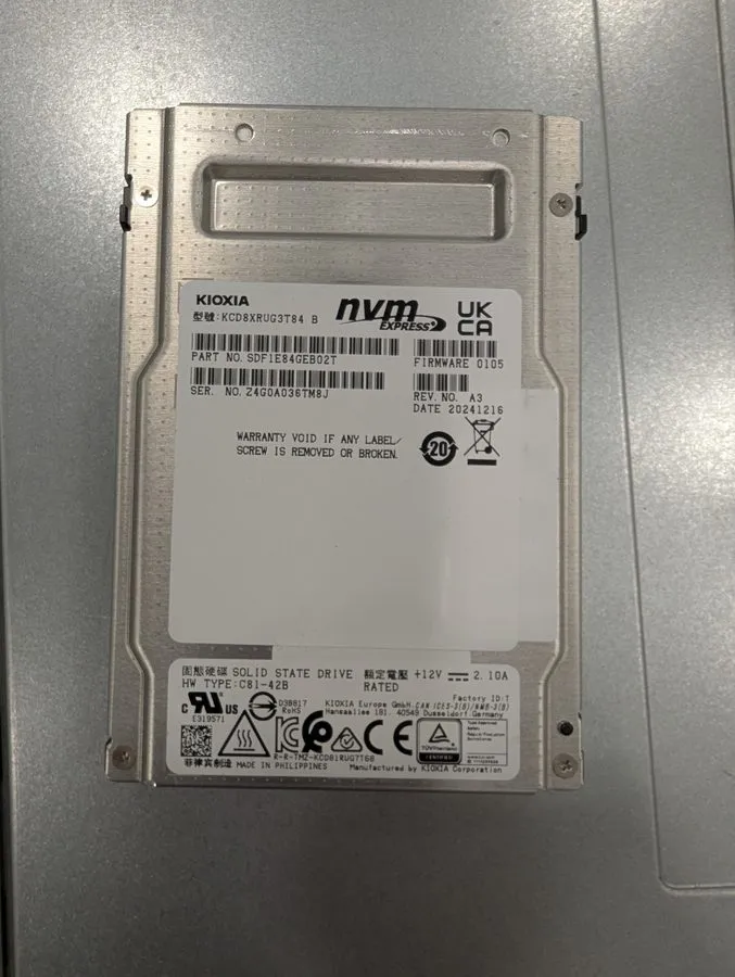 SSD-накопитель KIOXIA KCD8XRUG3T84 3.84TB Kioxia CD8-R 1DWPD PCIe 4.0 SIE NVMe S — фото лота 1