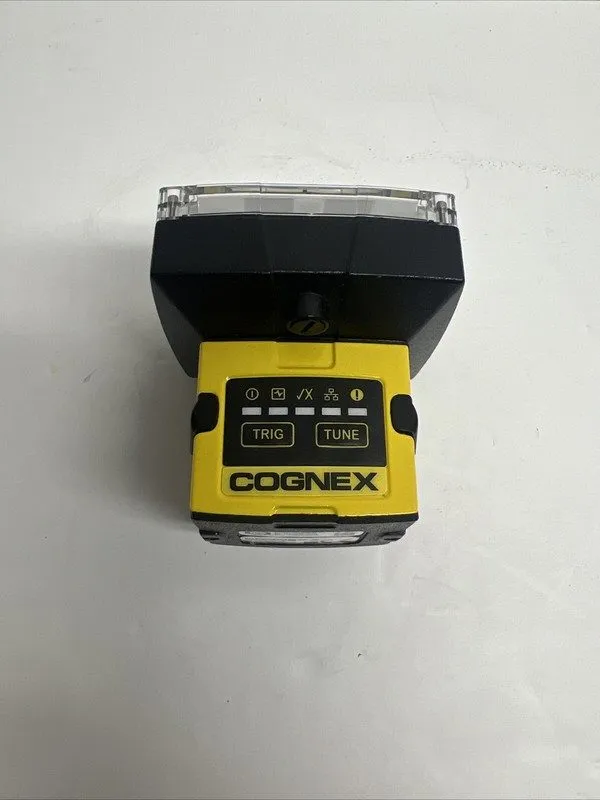 Камера машинного зрения Cognex IS2000M-130-40-125 In-Sight Vision Camera 8mm Len