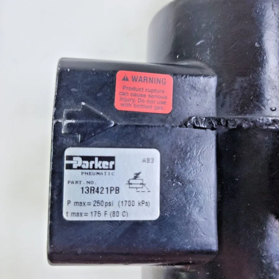 Блок подготовки воздуха Parker 13R421PB Pneumatic Air Filter Regulator 1/2" NPT 