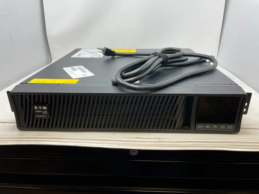 ИБП Eaton TrippLite SmartPro UPS 1440VA 1440W 120V, SMART1500RMXLN