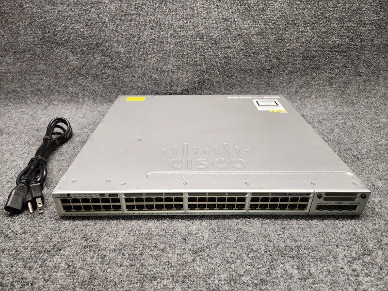 Коммутатор Cisco Catalyst 3850 48 PoE+ 48-port Gigabit Ethernet Switch WS-C35830
