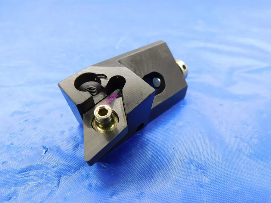 Режущий инструмент KENNAMETAL MDJNR16CA4 NI7 KENLOC TURNING CARTRIDGE HOLDS DNMG