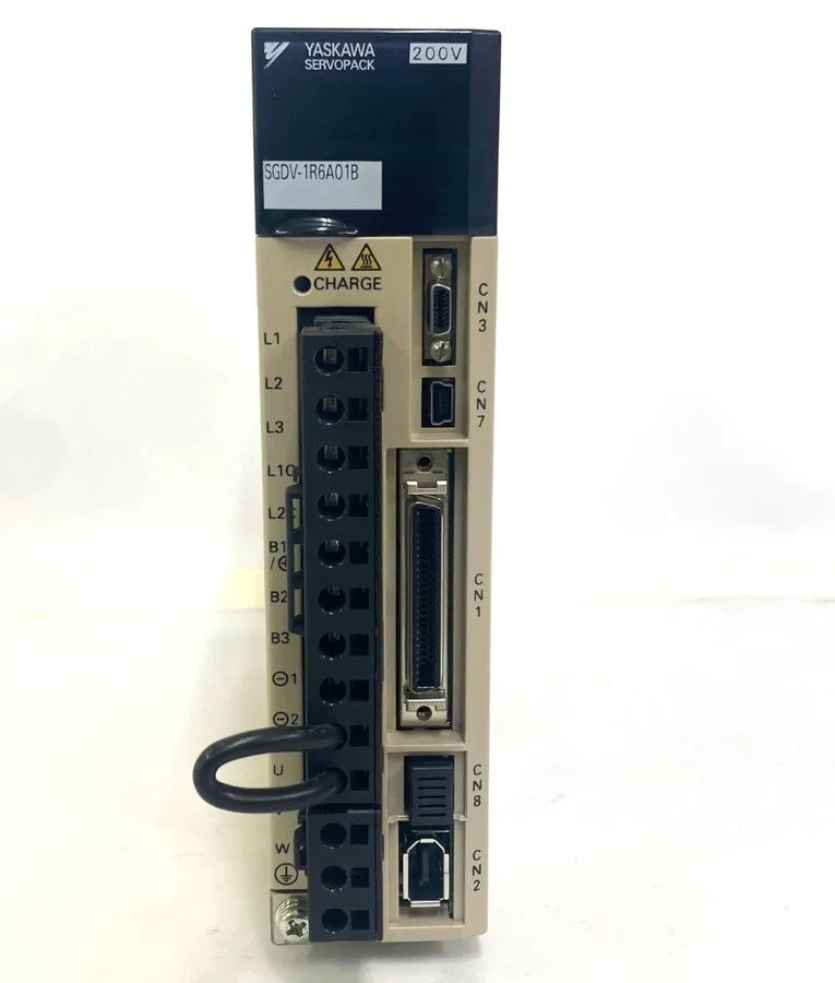 Сервопривод Yaskawa SGDV-1R6A01B AC Servo Drive