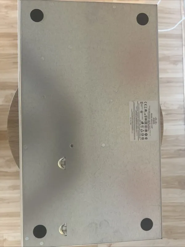 Коммутатор Cisco Meraki MS225-24 Managed Cloud Switch 24 Port Gigabit SFP+ Rackm — фото лота 4