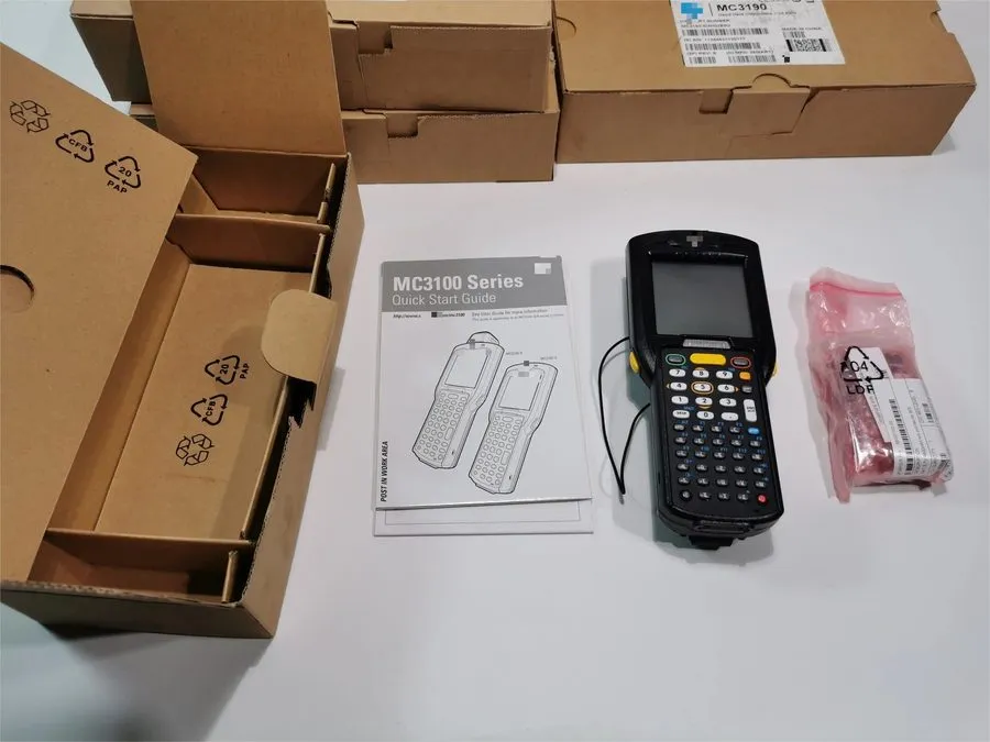 Сканер штрих-кода Motorola Symbol MC3190-RL4S04E0A Wireless Laser Barcode Scanne
