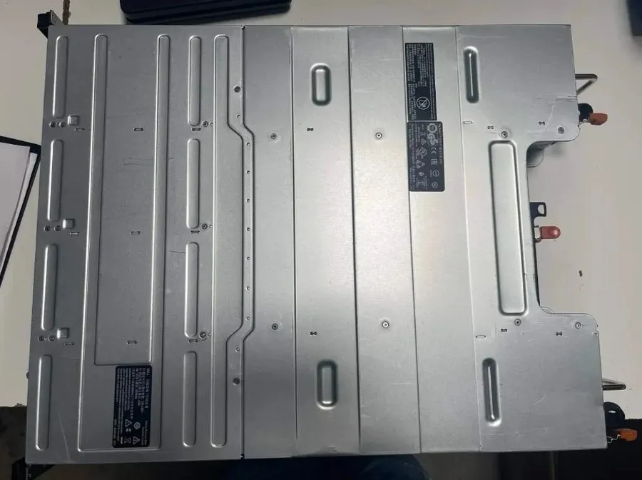 Дисковая полка Dell PowerVault MD1400 Dual 12G SAS 4-Port 144TB HDD DAS Storage