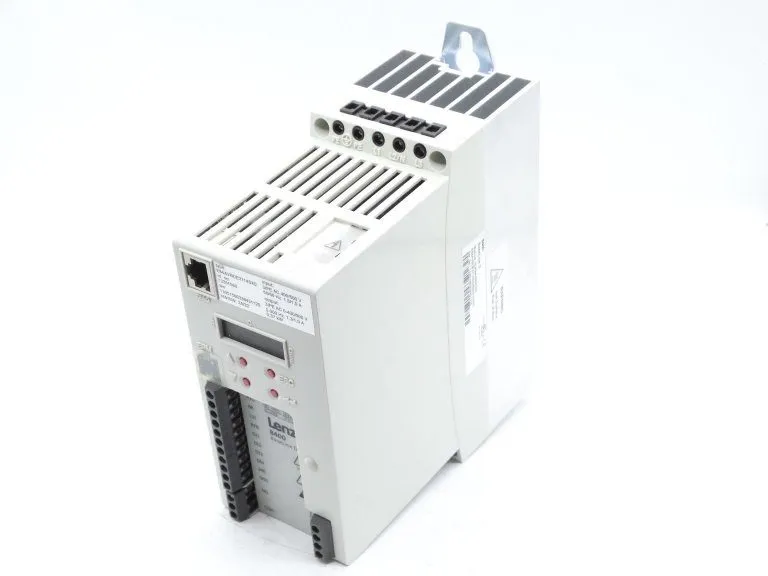 Частотный преобразователь LENZE E84AVBDE3714SX0 13351560 0.37 kW 1.3/1.0 A INVER