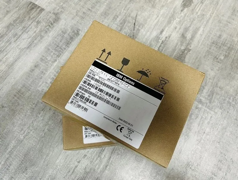 Жёсткий диск 02PX740 02PX589 IBM 1.8TB 02YC024 SAS 10K 12G 2.5" V5000E STORAGE H