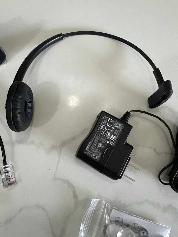 IP-телефон Plantronics Poly CS540 DECT Mono Wireless Headset, Desk Phone, NC — фото лота 2