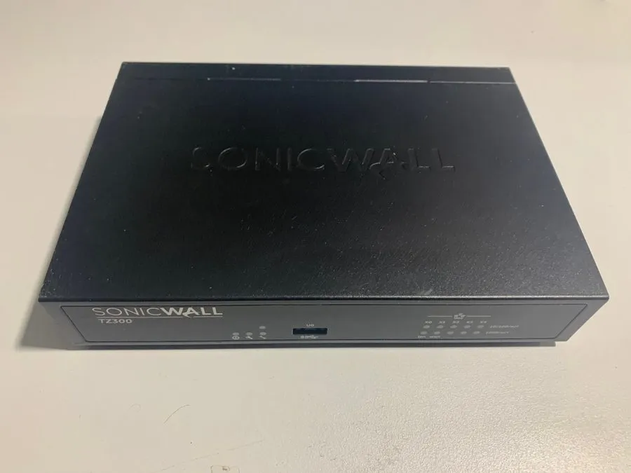 Межсетевой экран Dell SonicWALL TZ300 Network Security Appliance Firewall Router
