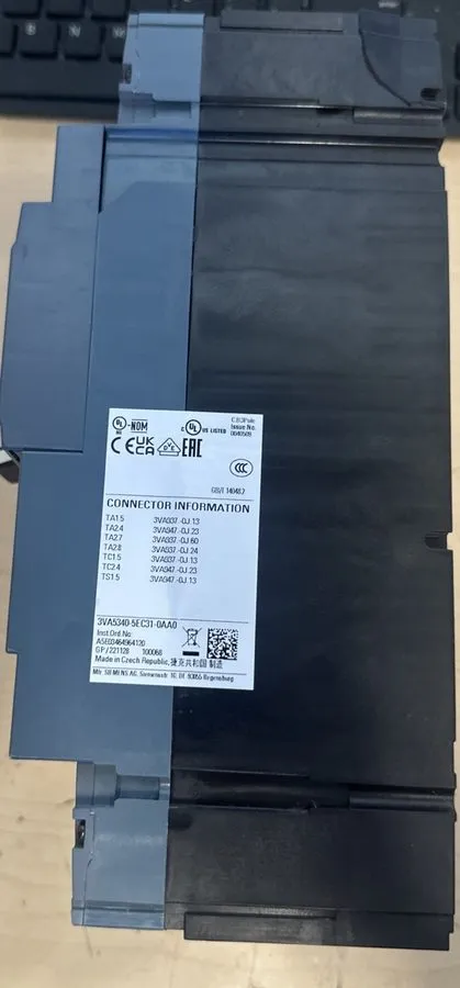 Автоматический выключатель Siemens 3VA5340-5EC31 400 Amp 3 Pole Molded Case Circ