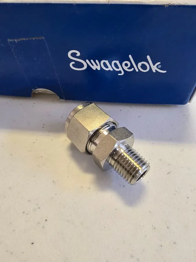 Разъём Swagelok Connector Fitting, 1/2" Tube x 1/4" Male NPT, SS-810-1-4