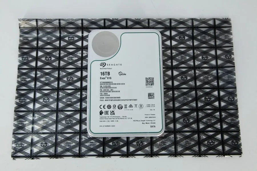 Жёсткий диск ST16000NM001G Seagate Exos X16 16TB SATA 7.2K RPM 512e 6GB/s 3.5" H