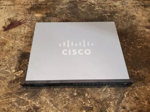 Коммутатор Cisco SG300-28MP 28-Port Gigabit Managed PoE+ Switch, 375W