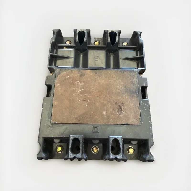 Автоматический выключатель Square D FCL34100 100A 480V 3 Pole Main Circuit Break — фото лота 2