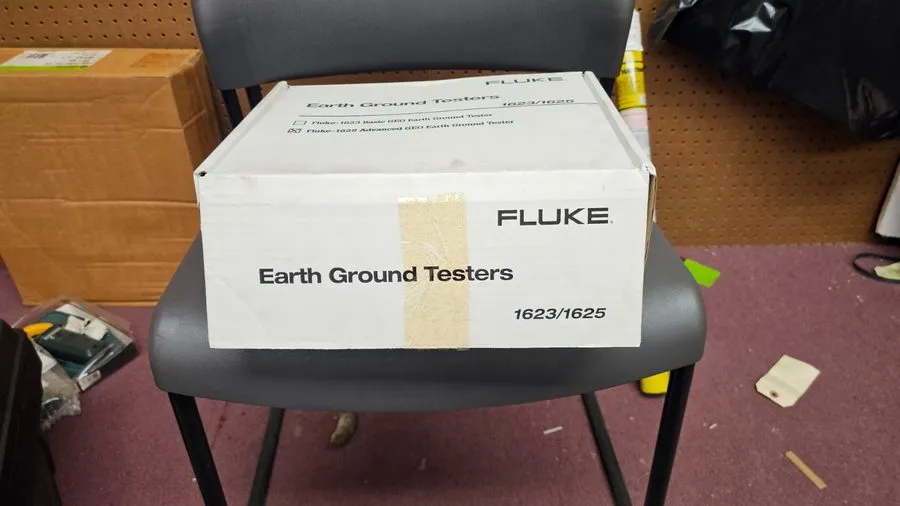 Тестер FLUKE 1625 ADVANCED EARTH/GROUND TESTER GEO