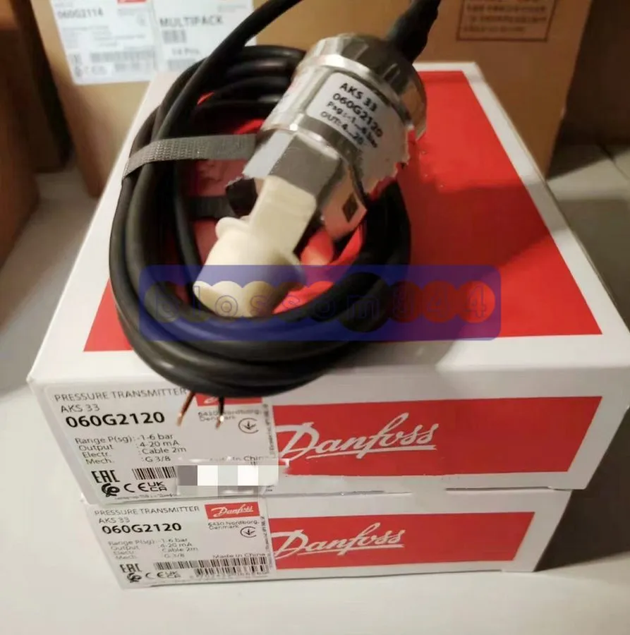 Датчик давления Danfoss AKS33 060G2120 pressure transmitter