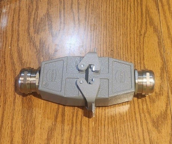 Электронный компонент HARTING Han 10B Top Entry Hood M25 w/ 18+Ground Pin Insert