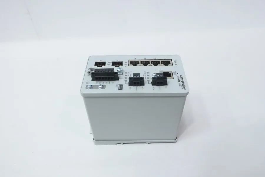 Коммутатор Allen-Bradley 1783-BMS06SGA /A Stratix 5700 6 Port Managed EtherNet S
