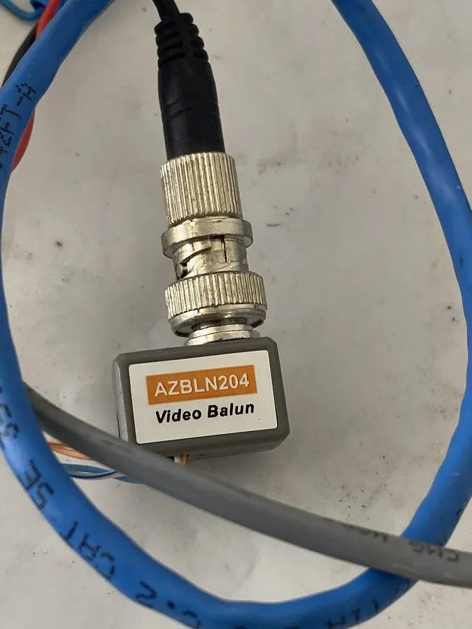 Камера PELCO IS20-CHV10F Color CCTV Camera Lens Smoked Dome