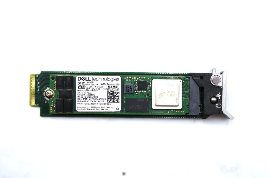SSD-накопитель 0KH121