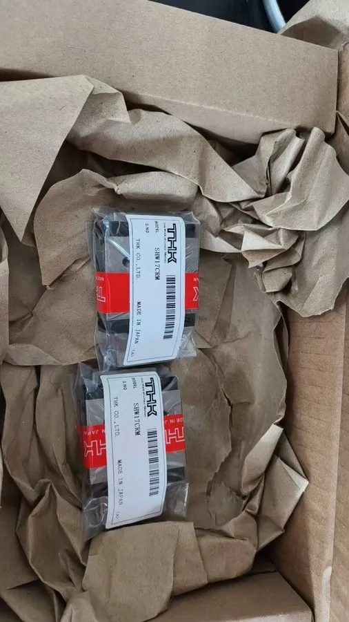 Подшипник THK SHW17CRM Linear Slide Block Bearing
